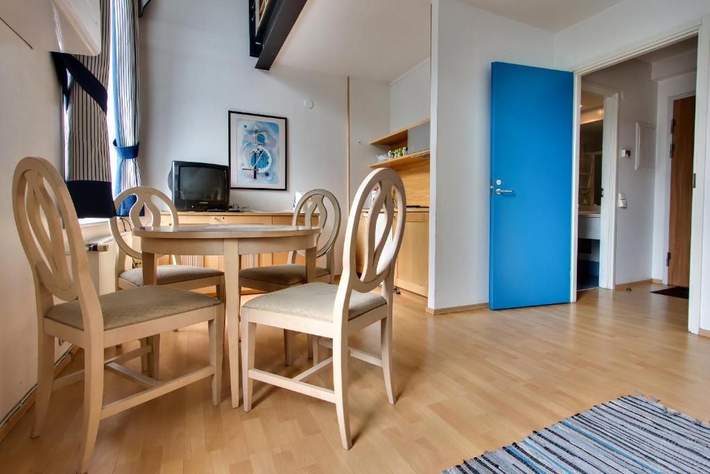 Daily Apartments - Ilmarine/Port Таллінн Номер фото